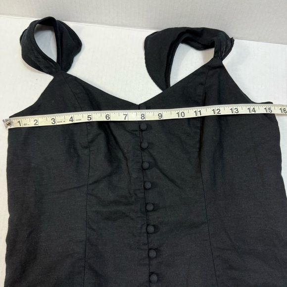 Banana Republic Black Flutter Sleeve Crop Blouse Size Medium Petite - Picture 6 of 7